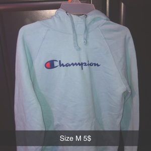 Champion hoodie only worn a few times. In perfect condition